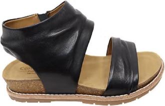 COMFORTIVA Womens Gale Sandal In Black