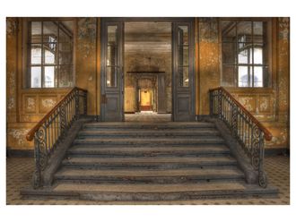 Schubiger M&ouml;bel Digitaldruck auf Acrylglas Lost Place Treppe 3