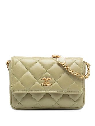 Chanel 2021-2025 Lambskin Enamel Coco Hearts Clutch with Chain crossbody bag - women - Lambskin - One Size - Green