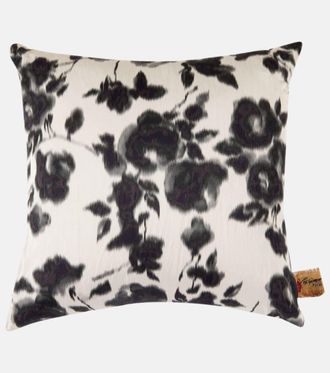 Lyria Freesia cushion