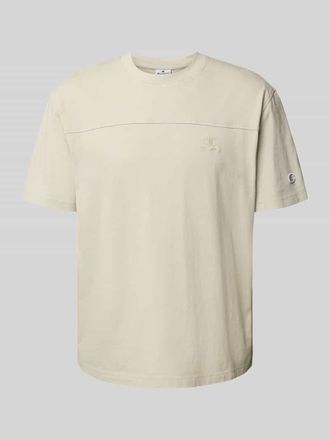Champion T-Shirt mit Logo-Badge in Beige, Gr&ouml;&szlig;e XL