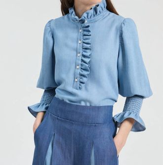 Vilagallo Gomitas Ruffle Blouse In Denim