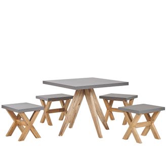 Beliani Conjunto De Comedor Para Jard&iacute;n De Cemento Reforzado Gris Con Patas De Madera De Acacia Para 4 Personas Mesa Cuadrada Con 4 Taburetes Olbia