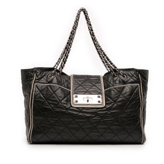 Chanel Pre-owned Womens Large Reissue Quilted Lambskin East West Tote - Black Leather - One Size