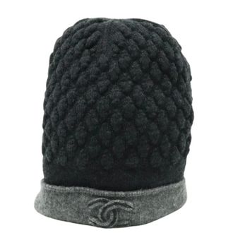 Chanel Pre-owned Accessories, female, Gray, Size: ONE SIZE Pre-owned Coco Mark Knit Hat Cashmere Silk