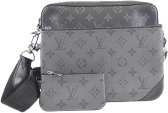 Louis Vuitton Pre-owned Cross Body Bags, male, Gray, Size: ONE SIZE Pre-owned Canvas louis-vuitton-bags