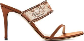 Andrea Wazen 85 mm Tabaris stiletto sandalen verfraaid met kant - Bruin