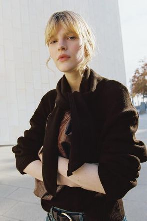 H&M Jumper With Scarf in Dark Brown at Nordstrom, Size X-Small
