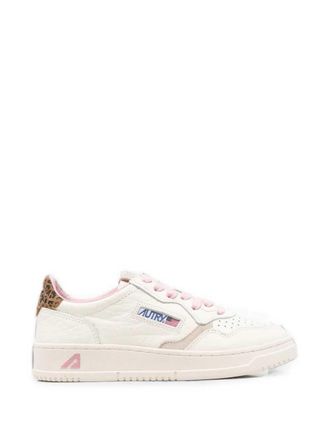 Autry Medalist Low-Top-Sneaker mit Eins&auml;tzen im Leopardenmuster