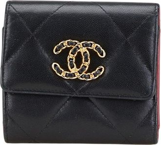 Chanel pink Leather Wallet (Tri-Fold) (Pre-Owned)