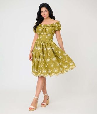 Unique Vintage 1950s Off The Shoulder Ruffle Swing Dress in Green W/Floral Print at Nordstrom, Size X-Small