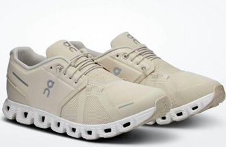 On Mens Cloud 5 Running Shoes In Cream / Sand