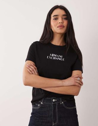 A|X Armani Exchange T-shirt nera con logo al centro-Nero
