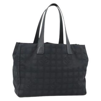 Chanel Pre-owned Tote Bags, female, Black, Size: ONE SIZE Pre-owned Vintage Nylon Tote Bag