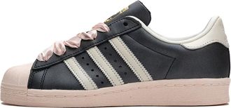 adidas (WMNS) adidas Superstar 82 Black Pink Ribbon Laces ID1423