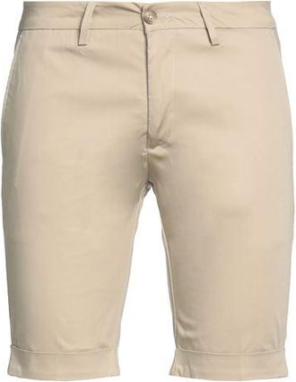 Bulgarini BOTTOMWEAR - Shorts & Bermuda Shorts sur YOOX.COM