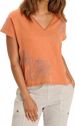 Xcvi Jolina Embroidered Top In Sierra Pigment