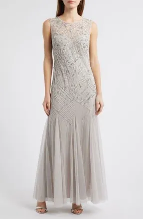 Pisarro Nights Geometric Beaded Sleeveless Gown in Silver at Nordstrom Rack, Size 20 (Similar To 16W)