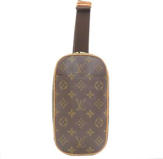 Louis Vuitton Monogram Monogram Pochette Sling Bag (Pre-Owned)