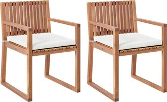 Beliani Conjunto De 2 Sillas De Jard&iacute;n R&uacute;stico Con Cojines Madera De Acacia Certificada Lino Sint&eacute;tico Marr&oacute;n Claro Y Blanco Crema Sassari Ii