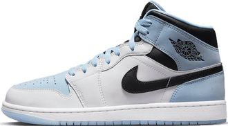 Nike Jordan Sport Shoes, male, Multicolor, Size: 5 1/2 US Ice Blue SE Sneakers