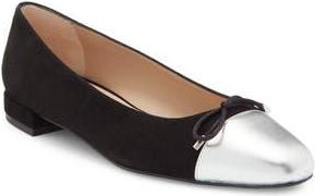 Stuart Weitzman Sleek Cap Toe Bow Flat in Black/True Silver at Nordstrom Rack, Size 10.5