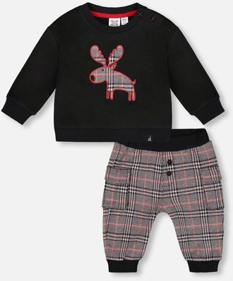 Deux par Deux Sweater and Cargo Pants Set with Moose Applique in Black at Nordstrom, Size 18M
