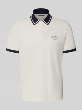 Emporio Armani Regular Fit Poloshirt mit Logo-Print in Offwhite, Gr&ouml;&szlig;e XXXL