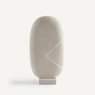 AM.PM Sculptuur op zandstenen sokkel, Vaela