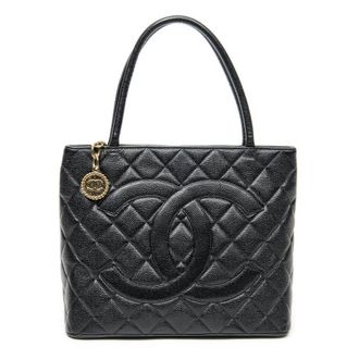 Chanel Timeless Medallion Tote schoudertas