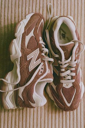 New Balance 9060 Sneakers