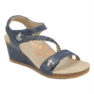 Aetrex Women Naya Sandal In Navy