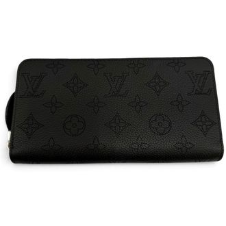 Louis Vuitton Black Mahina Leather Long Wallet (Bi-Fold) (Pre-Owned)