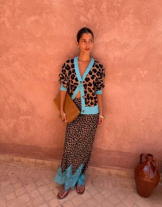 Never Fully Dressed Maeva - Gonna lunga in raso taglio sbieco con stampa leopardata e dettagli in pizzo-Multi