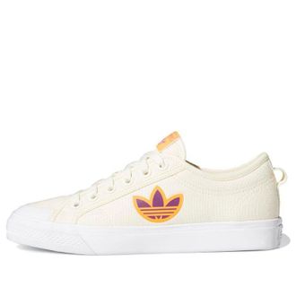 adidas (WMNS) adidas Nizza Trefoil Creamy FX9009