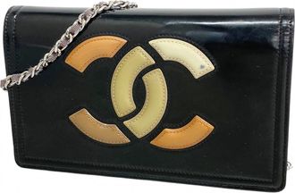 Chanel Black Patent Leather Chain/Shoulder Wallet (Pre-Owned)