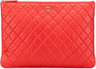 Chanel Pre-owned Clutches, female, Red, Size: ONE SIZE Pre-owned Quilted Leather Pouch