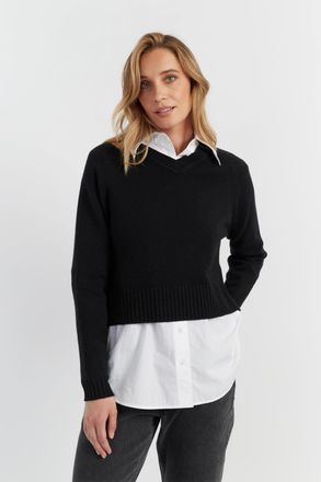 Chinti and Parker Black Pure Cashmere V-Neck Sweater