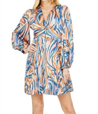 Jade Yoga Wavy Boho Twist Pleat Dress In Blue