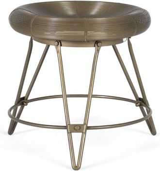 Giner&Colomer Taburete bajo fabricado en metal de estilo industrial