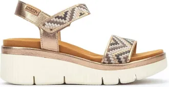 Pikolinos Womens Gomera Leather Sandal In Champagne