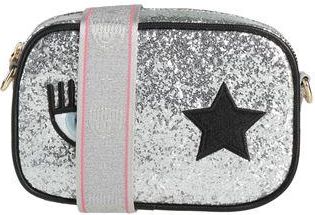 Chiara Ferragni BOLSOS - Bolsos con bandolera en YOOX.COM