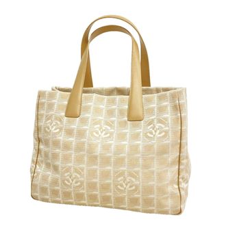 Chanel Beige Nylon Tote Bag (Pre-Owned)