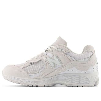 New Balance 2002R Protection Pack White U2002DXA