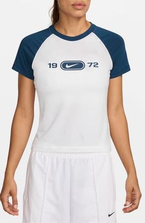 Nike Chill Graphic T-Shirt in White/Blue Force at Nordstrom Rack, Size X-Large