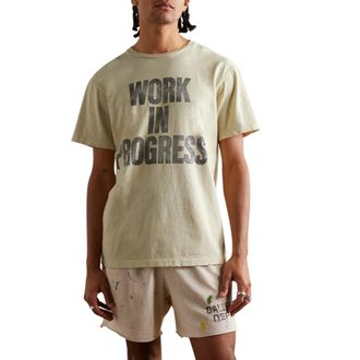 Gallery Dept. T-shirt Van De Afdeling Galerij, Werk In Uitvoering, Archiefwit