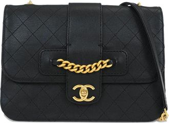 Chanel 2017-2018 quilted shoulder bag - women - CALFSKIN - One Size - Black