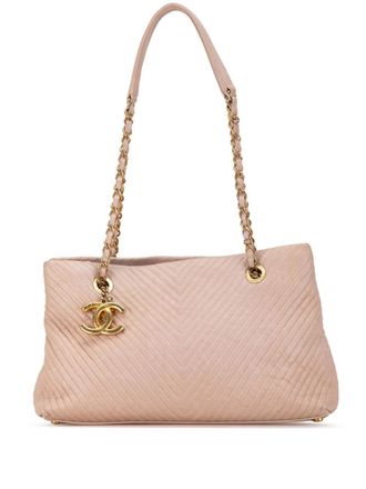 Chanel Borsa tote Surpique grande con motivo chevron 2015-2016 - Rosa