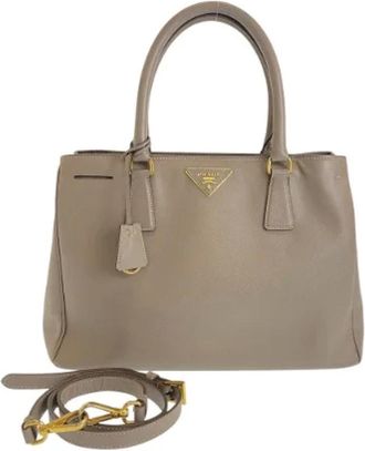 Prada Pre-owned Handbags, female, Gray, Size: ONE SIZE Pre-owned Leather handbags