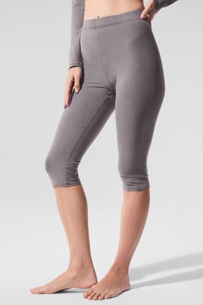 Alo Washed Alosoft High-Waist Iconic 90s Capri Pants in Cool Grey Wash, Size: Small